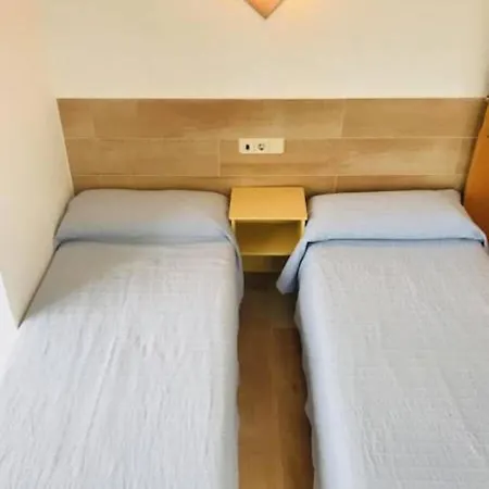Casa Torrent Konukevi *