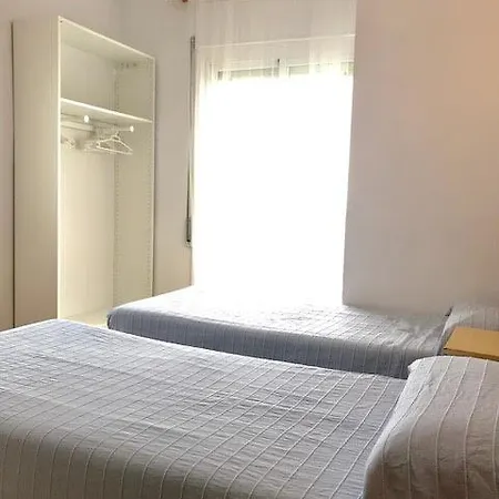 Casa Torrent Konukevi *